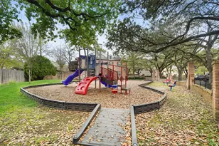 815 Wax Myrtle Ln, Houston, TX 77079 - Photo 23