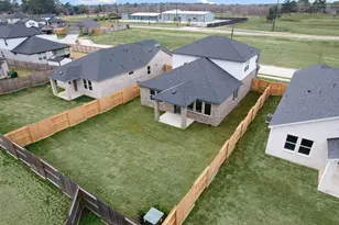 21926 Sam Raburn Dr, Tomball, TX 77375 - Photo 17