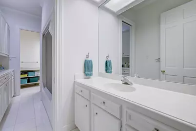 9531 Bayou Brook Street, Houston, TX 77063 - Photo 11