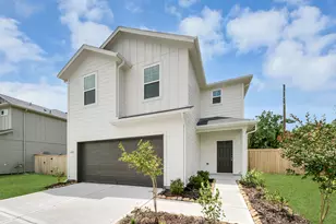 6922 Bens Lndg, Cove, TX 77523 - Photo 1