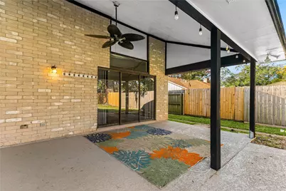 303 Narcissus Street, Lake Jackson, TX 77566 - Photo 11