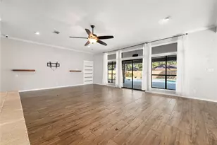 303 Narcissus St, Lake Jackson, TX 77566 - Photo 23