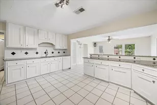 6621 Westview, Houston, TX 77055 - Photo 7