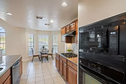 3223 Longhorn Circle, Manvel, TX 77578 - Photo 11