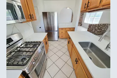 10102 Park Lane, La Porte, TX 77571 - Photo 13