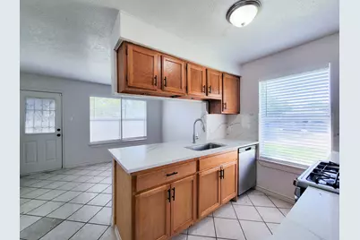 10102 Park Lane, La Porte, TX 77571 - Photo 17
