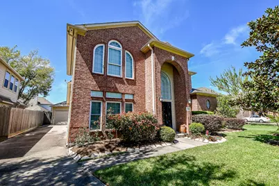 2910 Clayton Ridge Court, Houston, TX 77082 - Photo 3