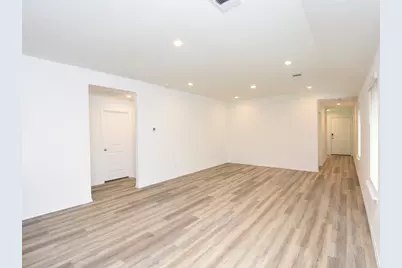 12218 Deep Stream Ln, Houston, TX 77067 - Photo 25