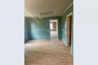 425 Carlton Street, Brazoria, TX 77422 - Photo 5