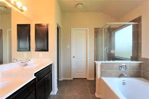 603 Honeysuckle Vine Dr, Rosenberg, TX 77469 - Photo 13