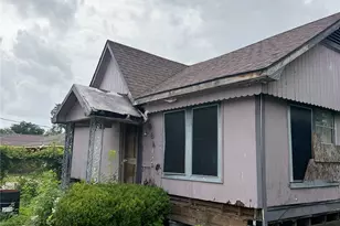 864 Granville Dr, Houston, TX 77091 - Photo 1