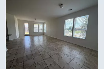 4802 Greenfield Springs Lane, Katy, TX 77449 - Photo 9