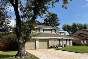 11719 Cedar Form Ln, Meadows Place, TX 77477 - Photo 3
