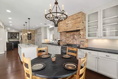3 Regent Court, Sugar Land, TX 77478 - Photo 17