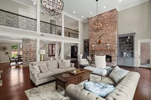 3 Regent Ct, Sugar Land, TX 77478 - Photo 9