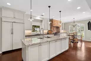3 Regent Ct, Sugar Land, TX 77478 - Photo 11
