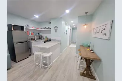 6102 Seawall Boulevard #210, Galveston, TX 77551 - Photo 7