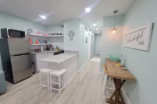 6102 Seawall Blvd, Galveston, TX 77551 - Photo 7