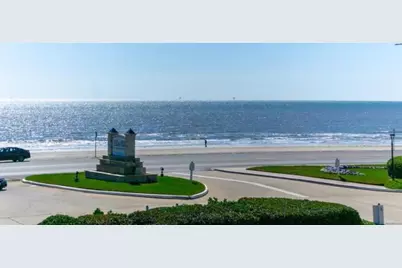 6102 Seawall Boulevard #210, Galveston, TX 77551 - Photo 21