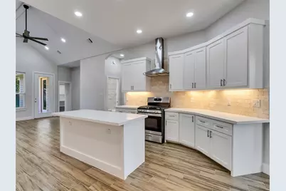 4106 Hill Avenue, Dickinson, TX 77539 - Photo 5