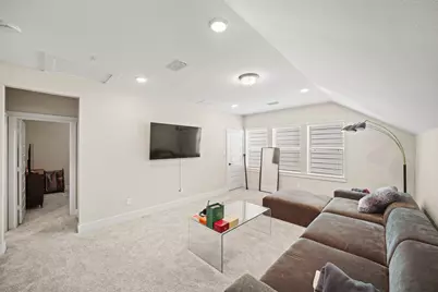 10936 Keaton Landing Drive, Houston, TX 77043 - Photo 17