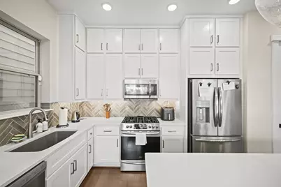 10936 Keaton Landing Drive, Houston, TX 77043 - Photo 7