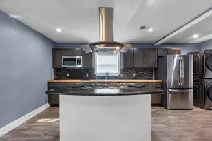 3010 Glen Spring Dr, Houston, TX 77339 - Photo 9