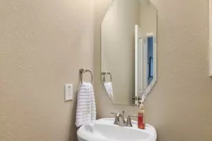 9135 Solvista Pass Ln, Houston, TX 77070 - Photo 17