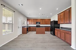1418 S Maple Dr, Katy, TX 77493 - Photo 1