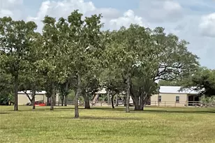 17377 Hwy 87 N, Victoria, TX 77976 - Photo 19