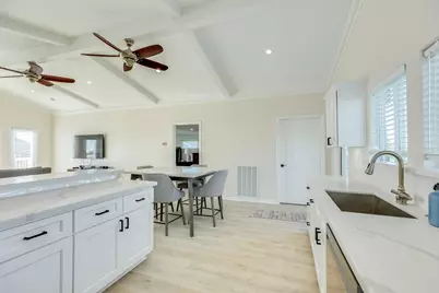 119 Nesmith Place, Freeport, TX 77541 - Photo 9