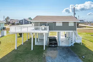119 Nesmith Pl, Freeport, TX 77541 - Photo 1