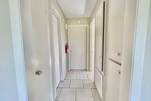 3021 Sycamore Ave, Bay City, TX 77414 - Photo 5