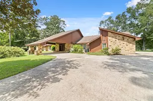 601 Brandon Rd, Conroe, TX 77302 - Photo 1