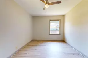 1501 13th St N, Texas City, TX 77590 - Photo 23