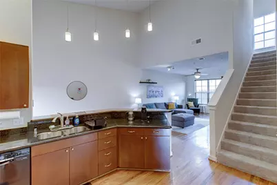 2216 Chenevert Street #11, Houston, TX 77003 - Photo 5