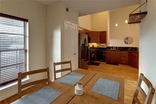 2216 Chenevert St, Houston, TX 77003 - Photo 9