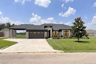 11212 Bulldog Ln, Conroe, TX 77306 - Photo 1