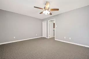 8310 Augustine Dr, Houston, TX 77036 - Photo 29