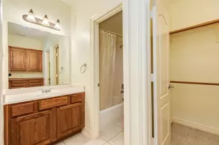 2418 Majestic Oaks Ct, Rosharon, TX 77583 - Photo 29
