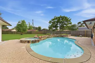 59 S Shamrock Ct, Lake Jackson, TX 77566 - Photo 21