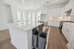 1607 Roy St, Houston, TX 77007 - Photo 11