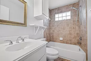 5941 S Loop E, Houston, TX 77033 - Photo 19