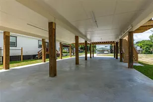 4213 Houx St, Bacliff, TX 77518 - Photo 11