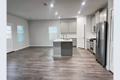 211 Brazen Forest Trail, Magnolia, TX 77354 - Photo 7