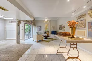 880 Tully Rd, Houston, TX 77079 - Photo 5