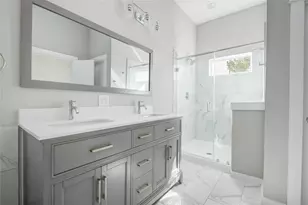 802 Berry Sage Ln, Houston, TX 77022 - Photo 15