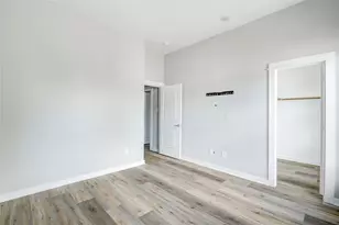 802 Berry Sage Ln, Houston, TX 77022 - Photo 17