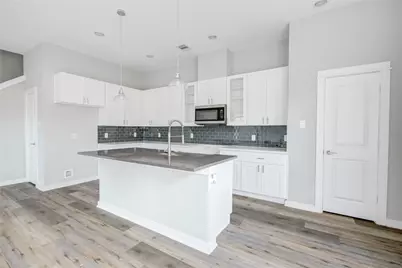 802 Berry Sage Lane, Houston, TX 77022 - Photo 7