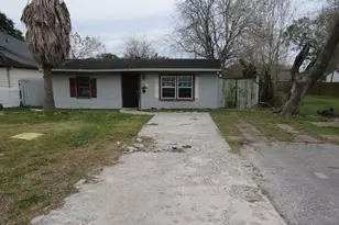 310 Georgia St, Houston, TX 77587 - Photo 1